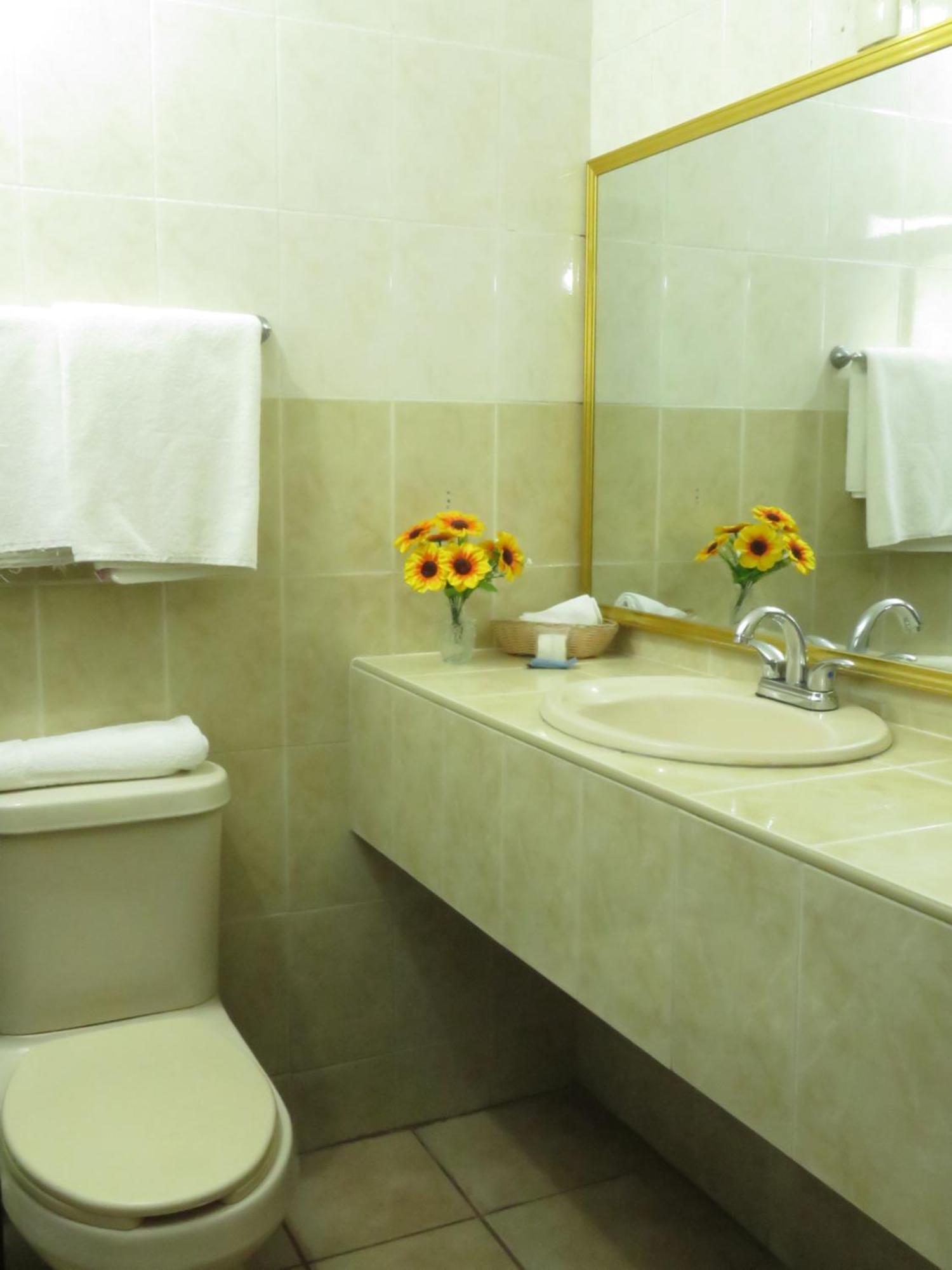 Girasoles Hotel 2*